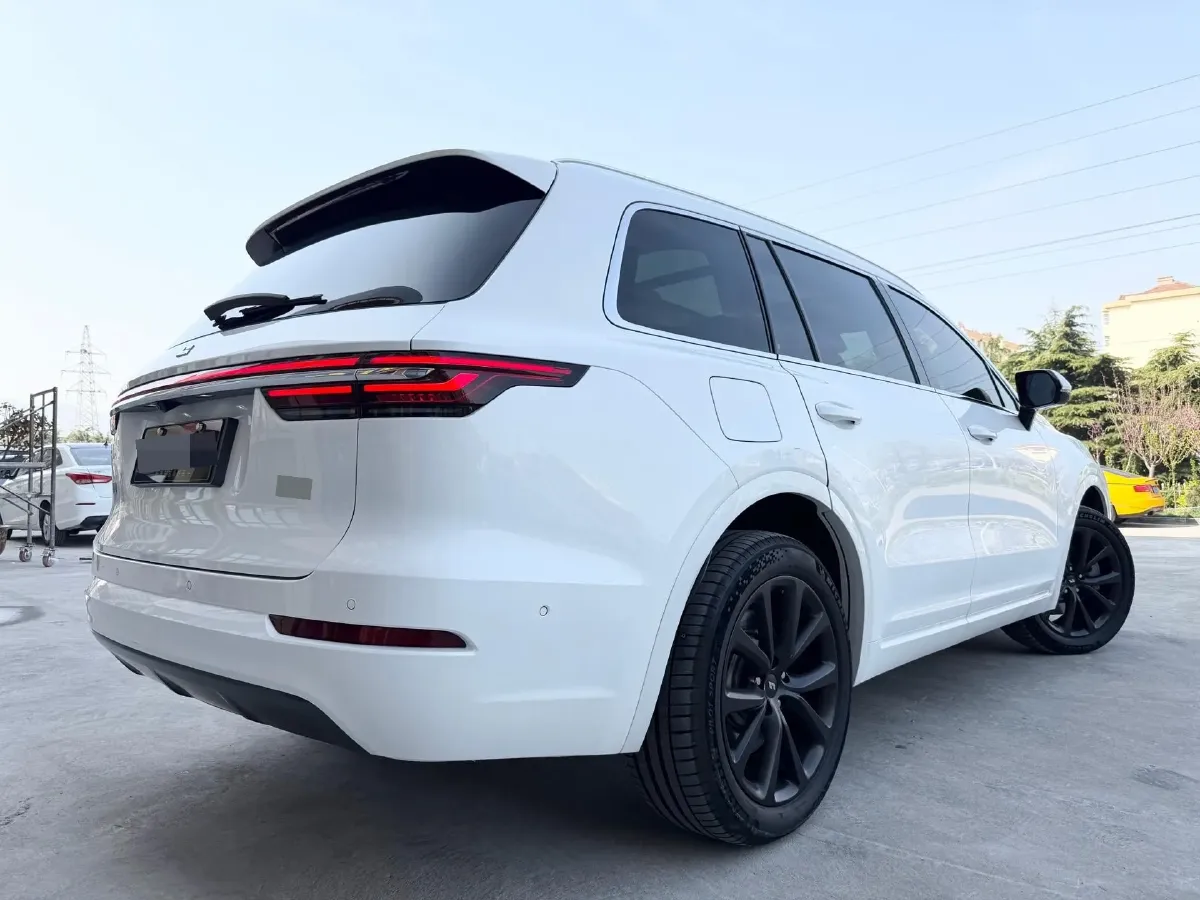 2021 Li ONE Range Extended 131HP REEV 40.5KWH,autocango,china used car exporter,china ev exporter,chinese used car exporter,chinese used ev exporter