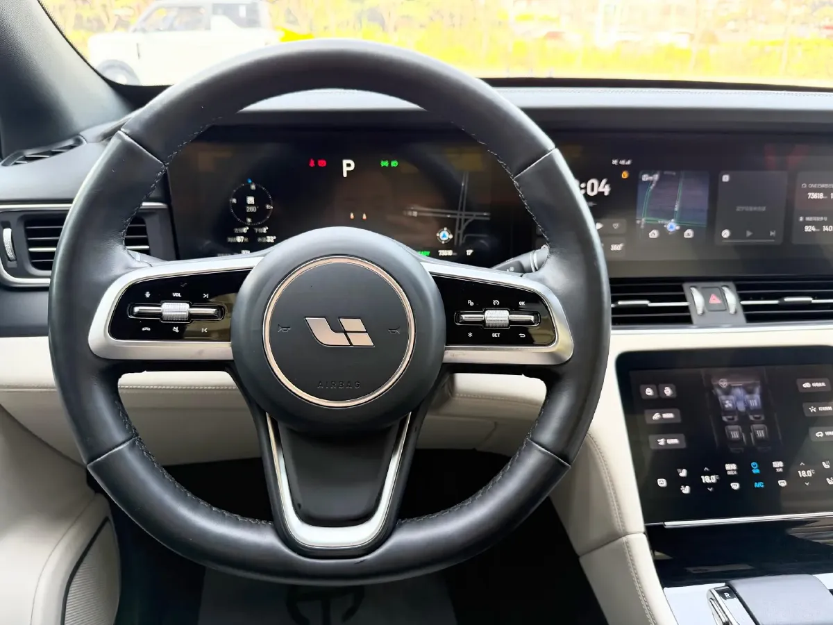 2021 Li ONE Range Extended 131HP REEV 40.5KWH,autocango,china used car exporter,china ev exporter,chinese used car exporter,chinese used ev exporter