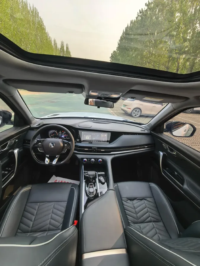 2023 ChangAn CS95 2.0T 233HP L4 8AT,autocango,china used car exporter,china ev exporter,chinese used car exporter,chinese used ev exporter