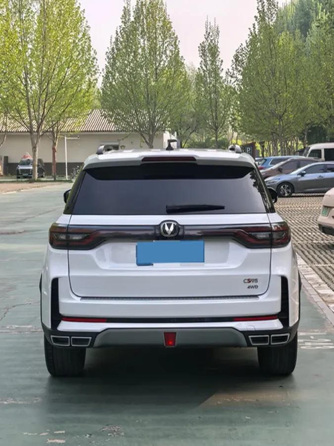 2023 ChangAn CS95 2.0T 233HP L4 8AT,autocango,china used car exporter,china ev exporter,chinese used car exporter,chinese used ev exporter