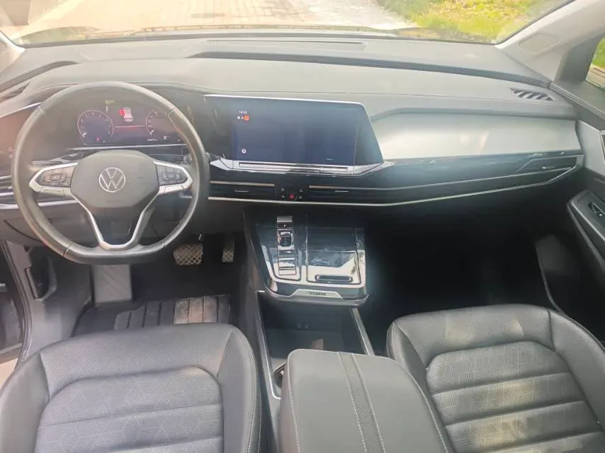 2022 Volkswagen Talagon 2.0T 220HP L4 7DCT,autocango,china used car exporter,china ev exporter,chinese used car exporter,chinese used ev exporter