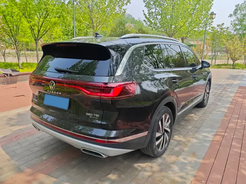2022 Volkswagen Talagon 2.0T 220HP L4 7DCT,autocango,china used car exporter,china ev exporter,chinese used car exporter,chinese used ev exporter