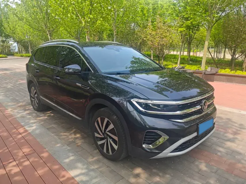 2022 Volkswagen Talagon 2.0T 220HP L4 7DCT,autocango,china used car exporter,china ev exporter,chinese used car exporter,chinese used ev exporter
