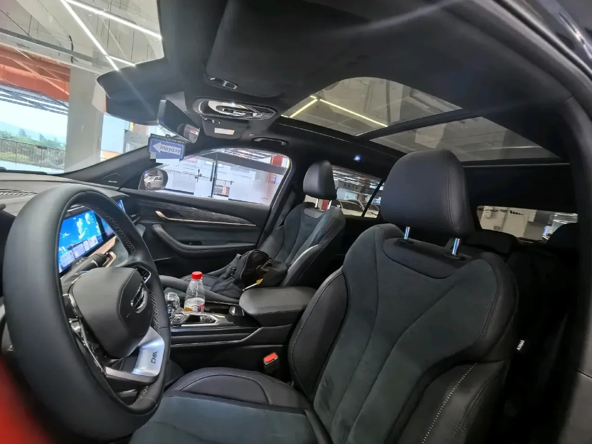 2021 Geely Monjaro 2.0T 218HP L4 7DCT,autocango,china used car exporter,china ev exporter,chinese used car exporter,chinese used ev exporter