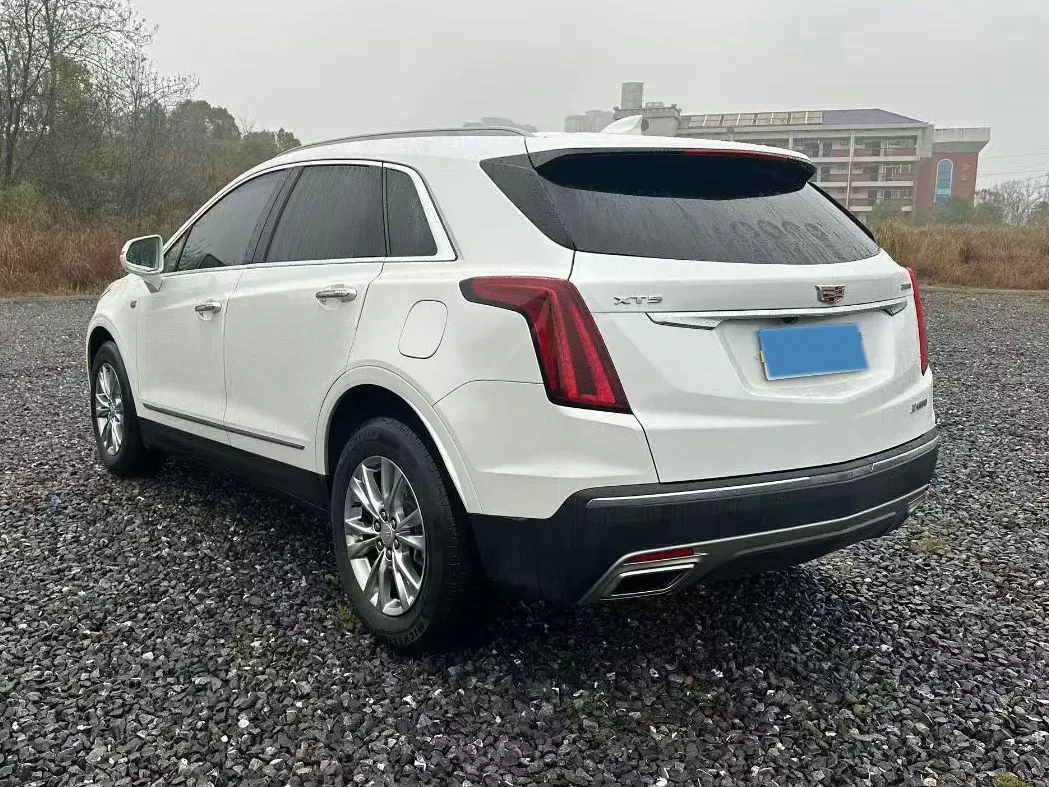 2022 Cadillac XT5 2.0T 237HP L4 9AT,autocango,china used car exporter,china ev exporter,chinese used car exporter,chinese used ev exporter