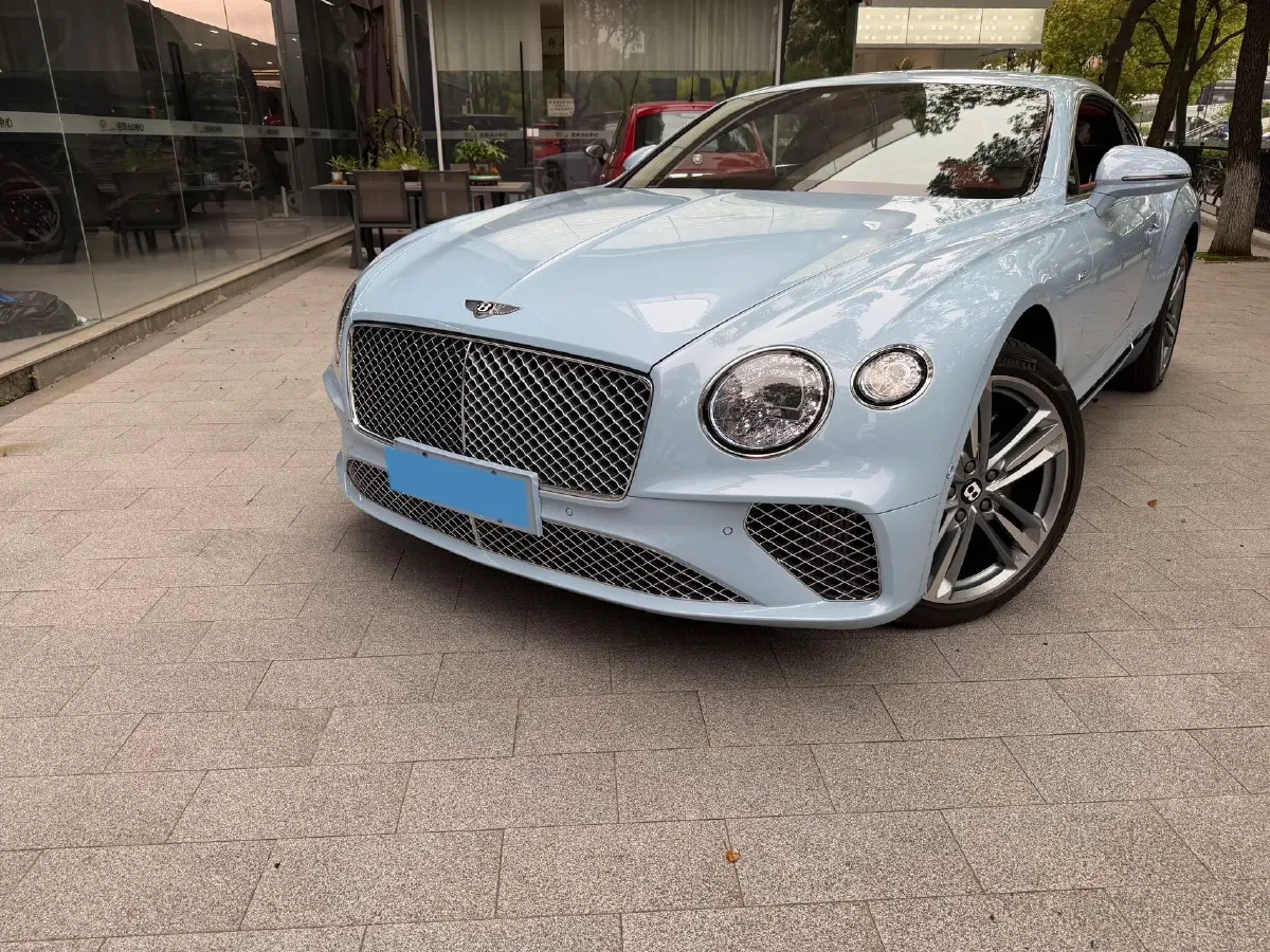 2022 Bentley Flying Spur 4.0T 550HP V8 8DCT,autocango,china used car exporter,china ev exporter,chinese used car exporter,chinese used ev exporter