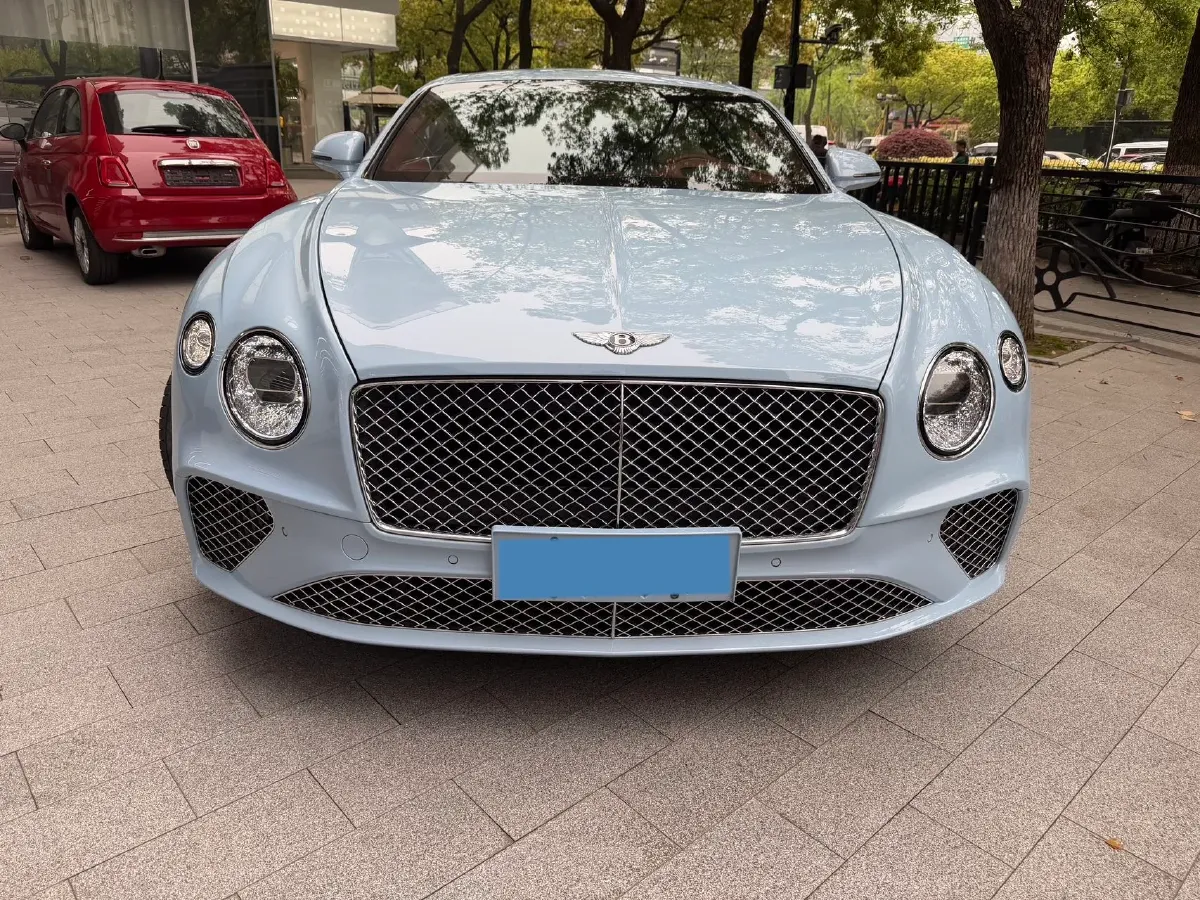 2022 Bentley Flying Spur 4.0T 550HP V8 8DCT,autocango,china used car exporter,china ev exporter,chinese used car exporter,chinese used ev exporter