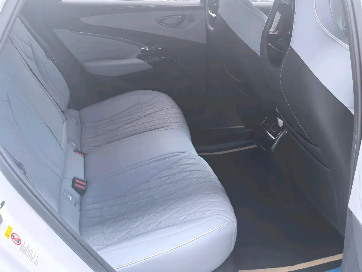 2022 MAXUS DaJia 5 BEV 70KWH,autocango,china used car exporter,china ev exporter,chinese used car exporter,chinese used ev exporter