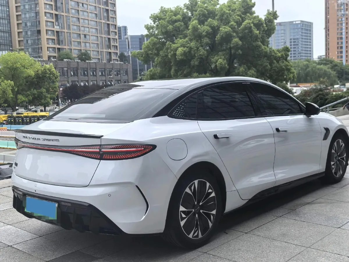 2022 MAXUS DaJia 5 BEV 70KWH,autocango,china used car exporter,china ev exporter,chinese used car exporter,chinese used ev exporter