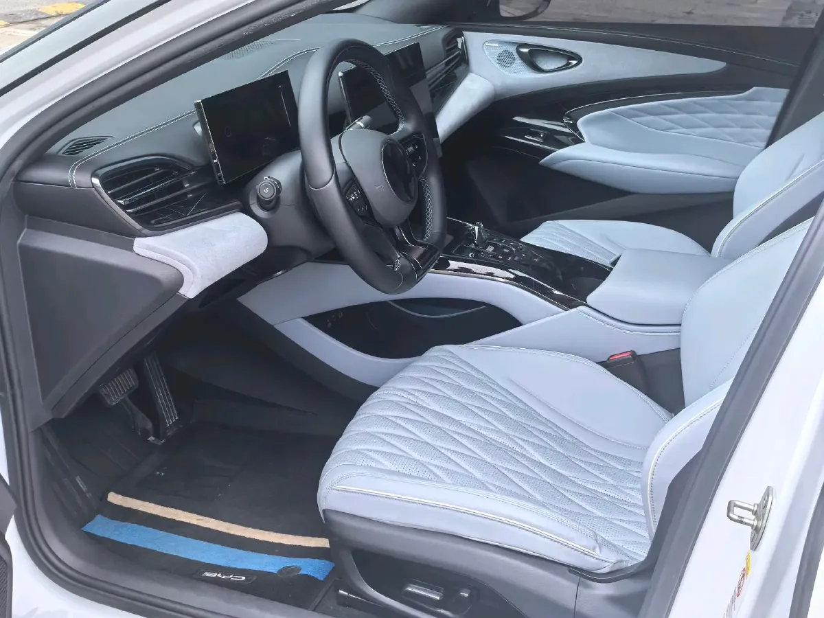 2022 MAXUS DaJia 5 BEV 70KWH,autocango,china used car exporter,china ev exporter,chinese used car exporter,chinese used ev exporter