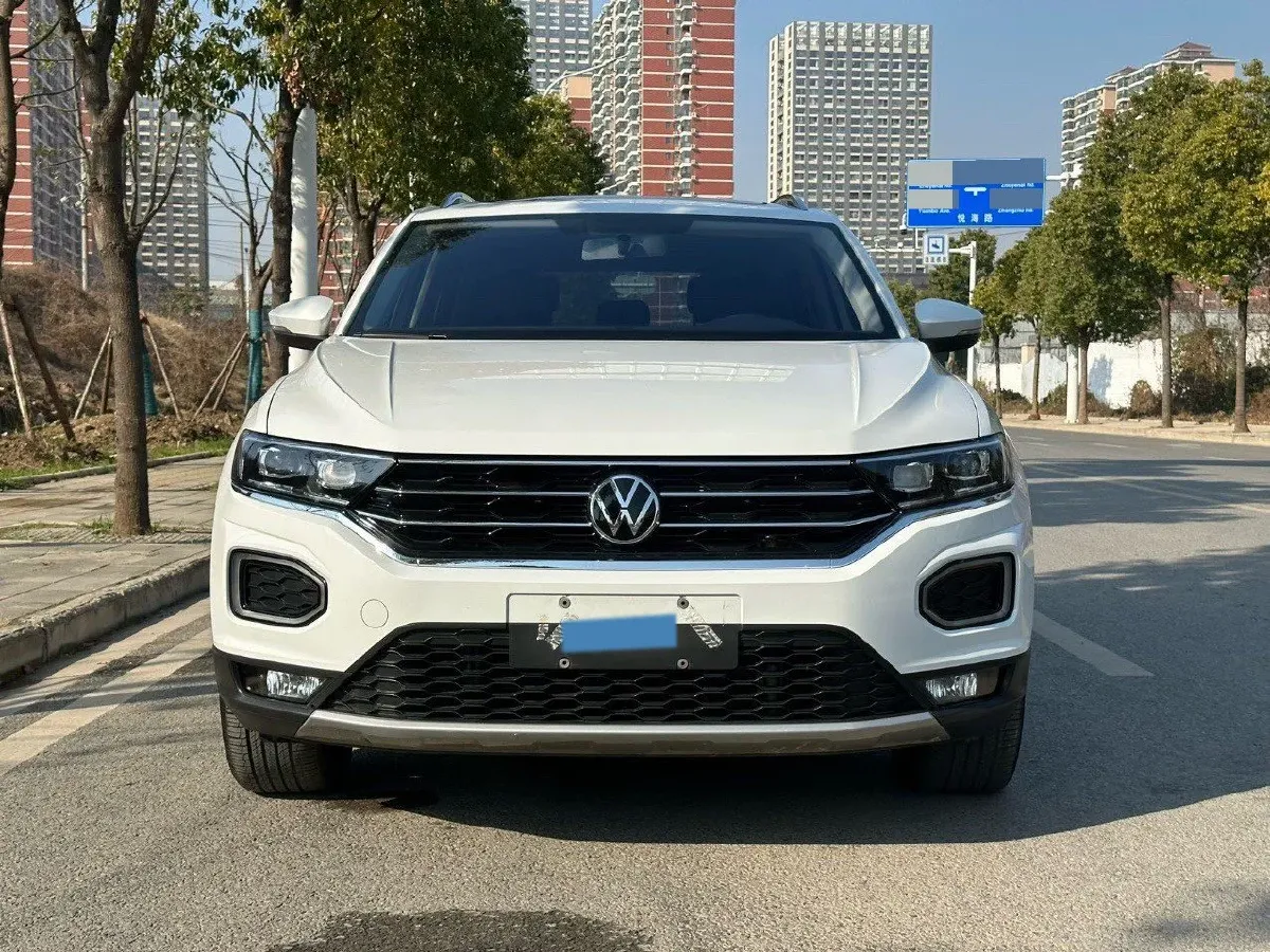 2021 Volkswagen T-Roc 1.4T 150HP L4 7DCT,autocango,china used car exporter,china ev exporter,chinese used car exporter,chinese used ev exporter