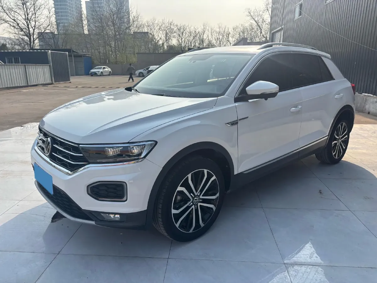 2021 Volkswagen T-Roc 1.4T 150HP L4 7DCT,autocango,china used car exporter,china ev exporter,chinese used car exporter,chinese used ev exporter