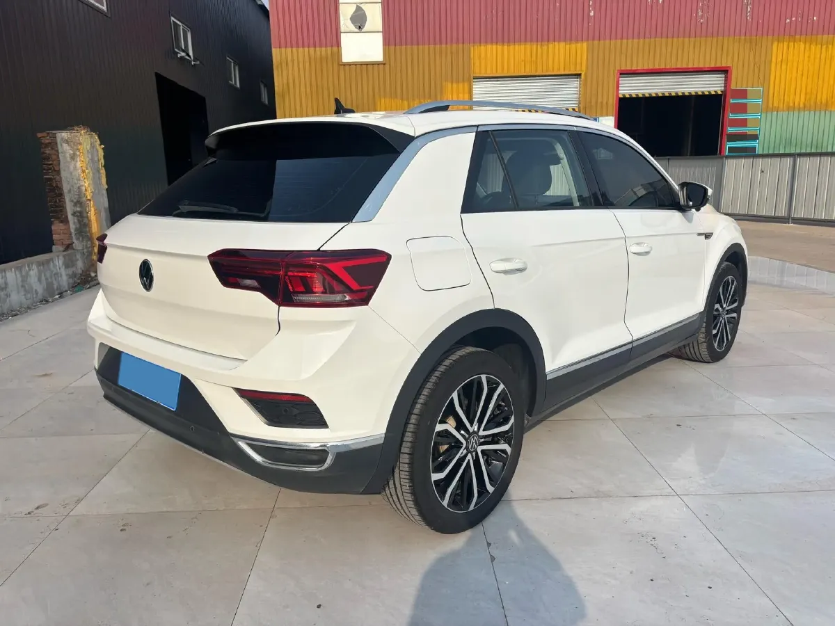 2021 Volkswagen T-Roc 1.4T 150HP L4 7DCT,autocango,china used car exporter,china ev exporter,chinese used car exporter,chinese used ev exporter