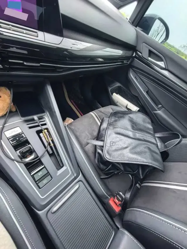 2023 Volkswagen Golf 1.4T 150HP L4 7DCT,autocango,china used car exporter,china ev exporter,chinese used car exporter,chinese used ev exporter