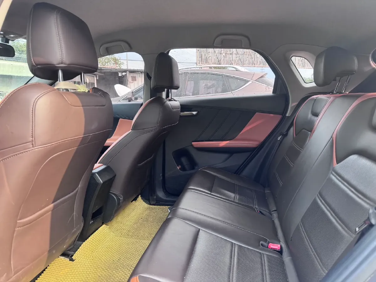 2021 Geely Azkarra 1.8T 184HP L4 7DCT,autocango,china used car exporter,china ev exporter,chinese used car exporter,chinese used ev exporter