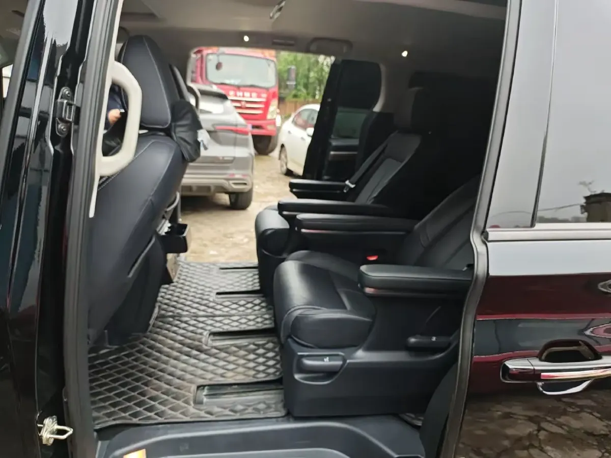 2023 GAC Trumpchi M8 2.0T 252HP L4 8AT,autocango,china used car exporter,china ev exporter,chinese used car exporter,chinese used ev exporter