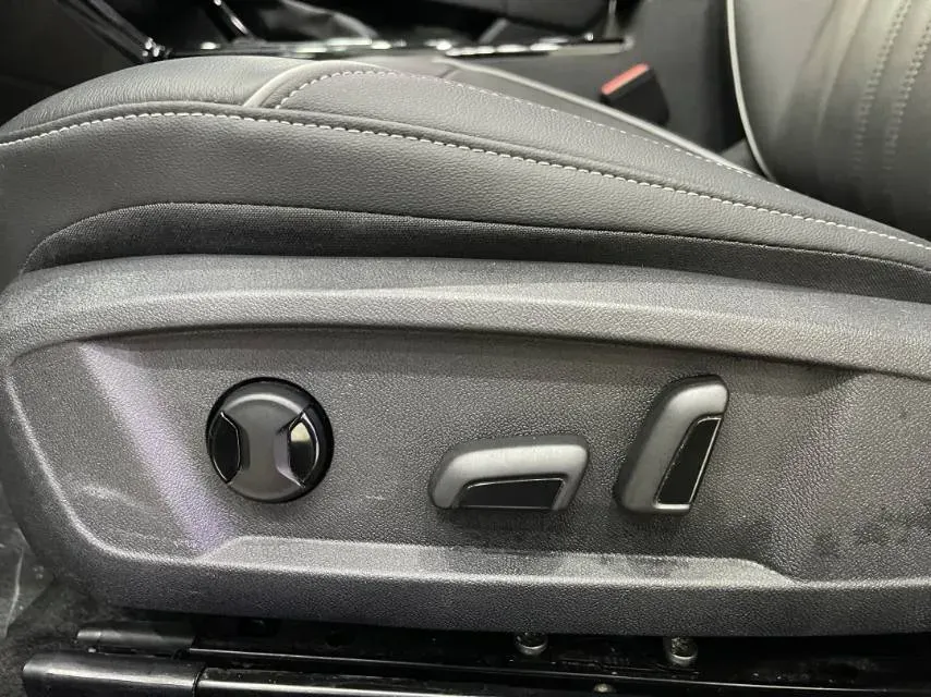 2022 Skoda Kodiak GT 2.0T 186HP L4 7DCT,autocango,china used car exporter,china ev exporter,chinese used car exporter,chinese used ev exporter