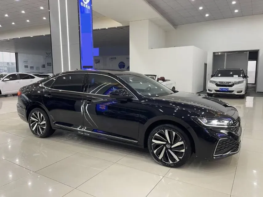 2022 Skoda Kodiak GT 2.0T 186HP L4 7DCT,autocango,china used car exporter,china ev exporter,chinese used car exporter,chinese used ev exporter