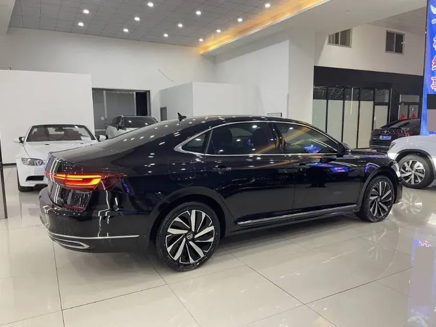 2022 Skoda Kodiak GT 2.0T 186HP L4 7DCT,autocango,china used car exporter,china ev exporter,chinese used car exporter,chinese used ev exporter