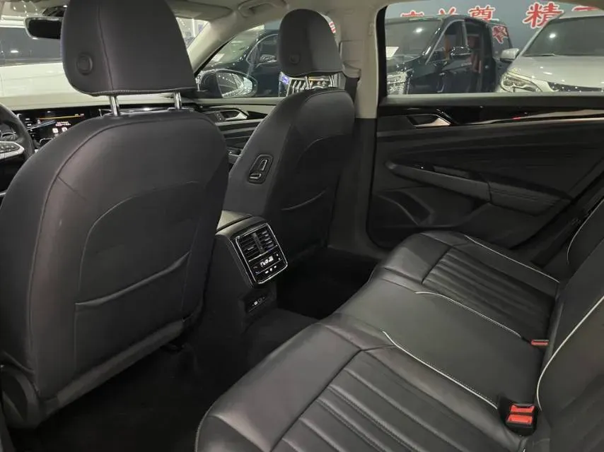 2022 Skoda Kodiak GT 2.0T 186HP L4 7DCT,autocango,china used car exporter,china ev exporter,chinese used car exporter,chinese used ev exporter