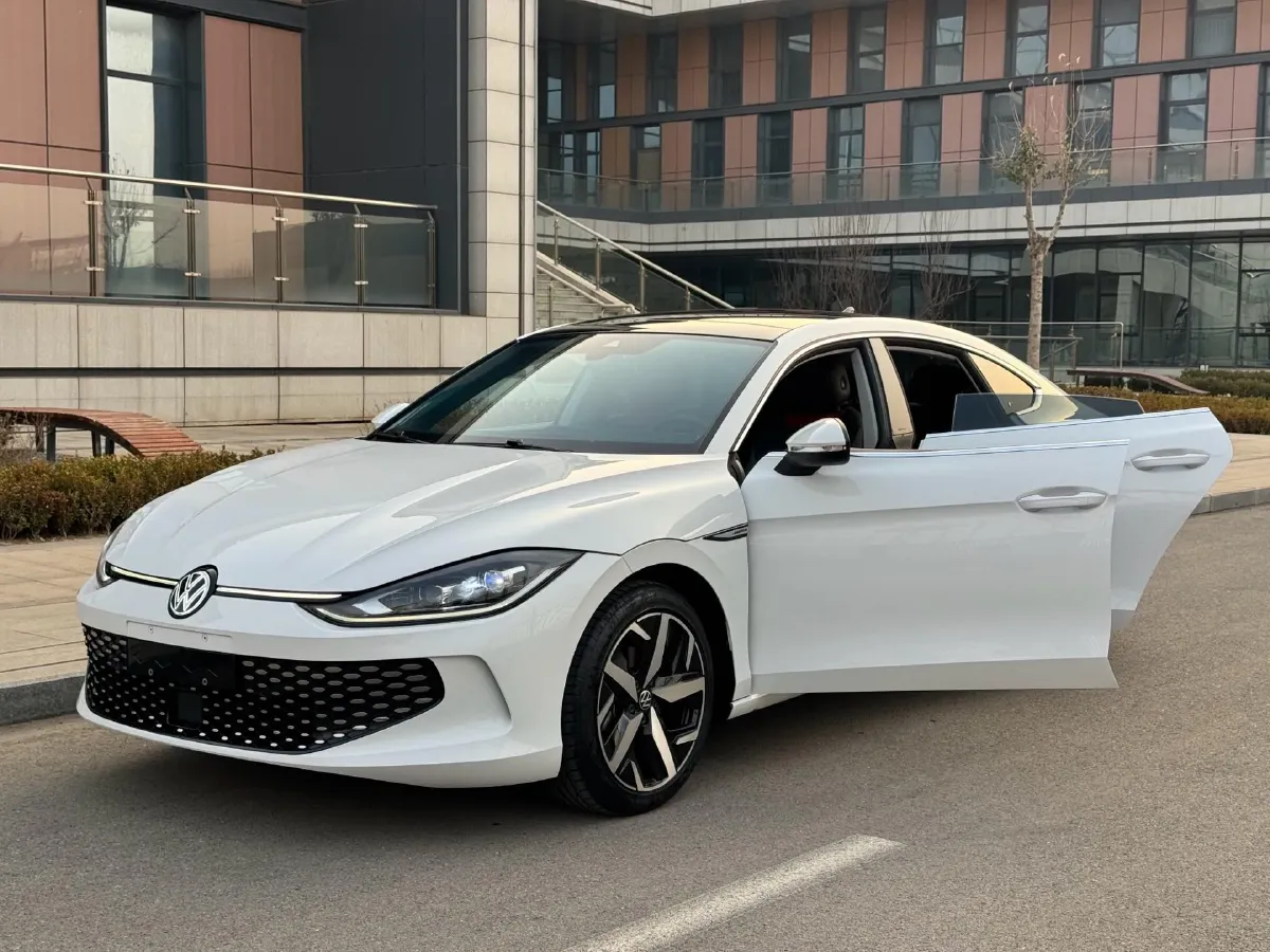 2023 Volkswagen Lamando 1.4T 150HP L4 7DCT,autocango,china used car exporter,china ev exporter,chinese used car exporter,chinese used ev exporter