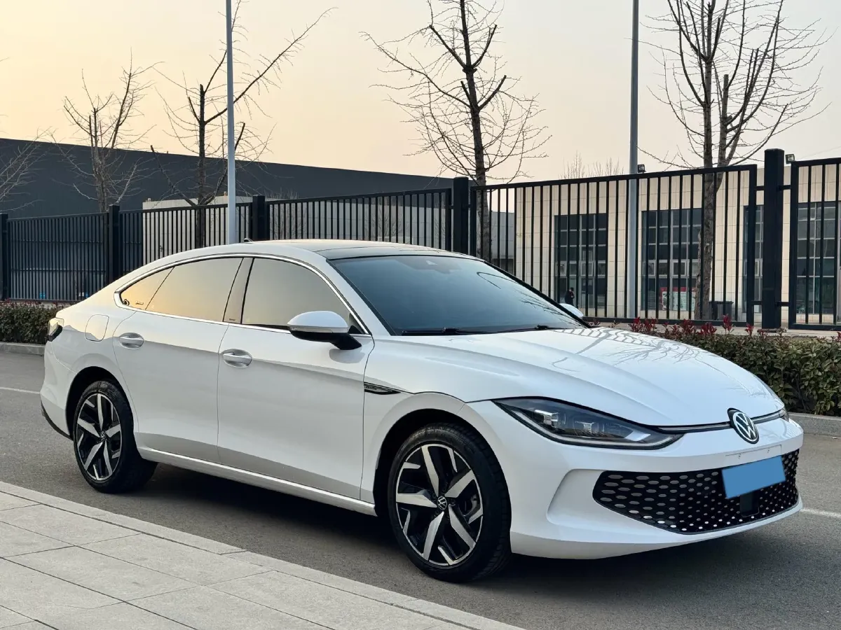 2023 Volkswagen Lamando 1.4T 150HP L4 7DCT,autocango,china used car exporter,china ev exporter,chinese used car exporter,chinese used ev exporter