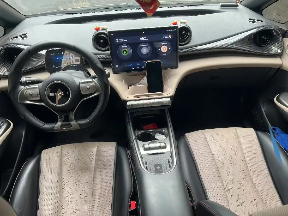 2024 BYD Dolphin BEV 44.928KWH,autocango,china used car exporter,china ev exporter,chinese used car exporter,chinese used ev exporter