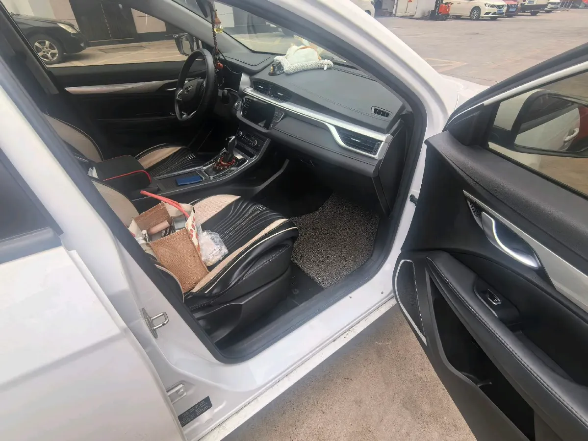 2020 Geely Emgrand 1.5L 109HP L4 CVT,autocango,china used car exporter,china ev exporter,chinese used car exporter,chinese used ev exporter