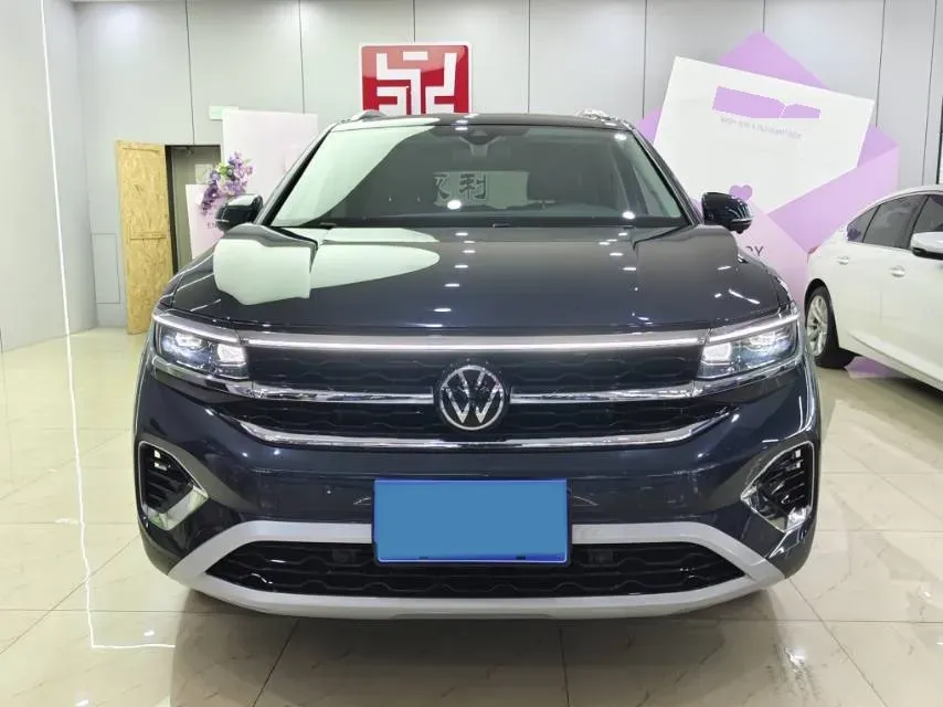 2021 Volkswagen Talagon 2.0T 220HP L4 7DCT,autocango,china used car exporter,china ev exporter,chinese used car exporter,chinese used ev exporter