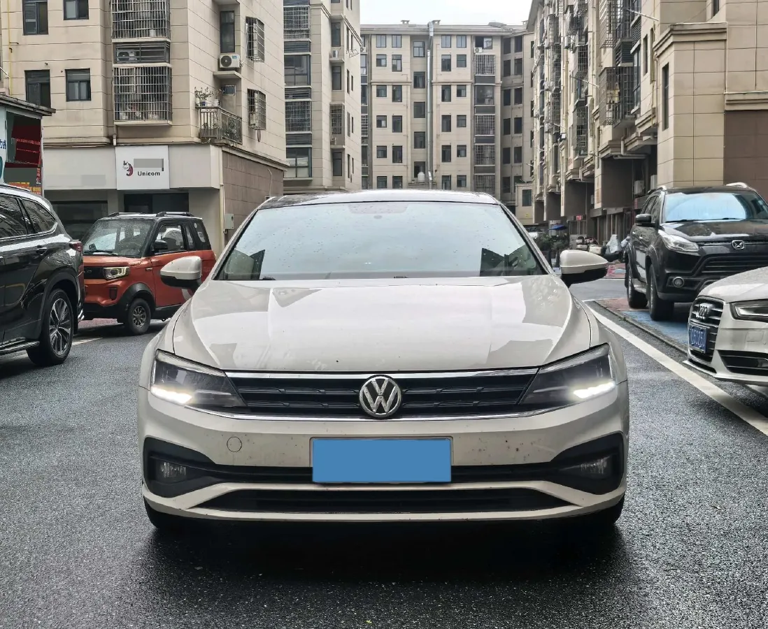 2019 Volkswagen T-Cross 1.4T 150HP L4 7DCT,autocango,china used car exporter,china ev exporter,chinese used car exporter,chinese used ev exporter