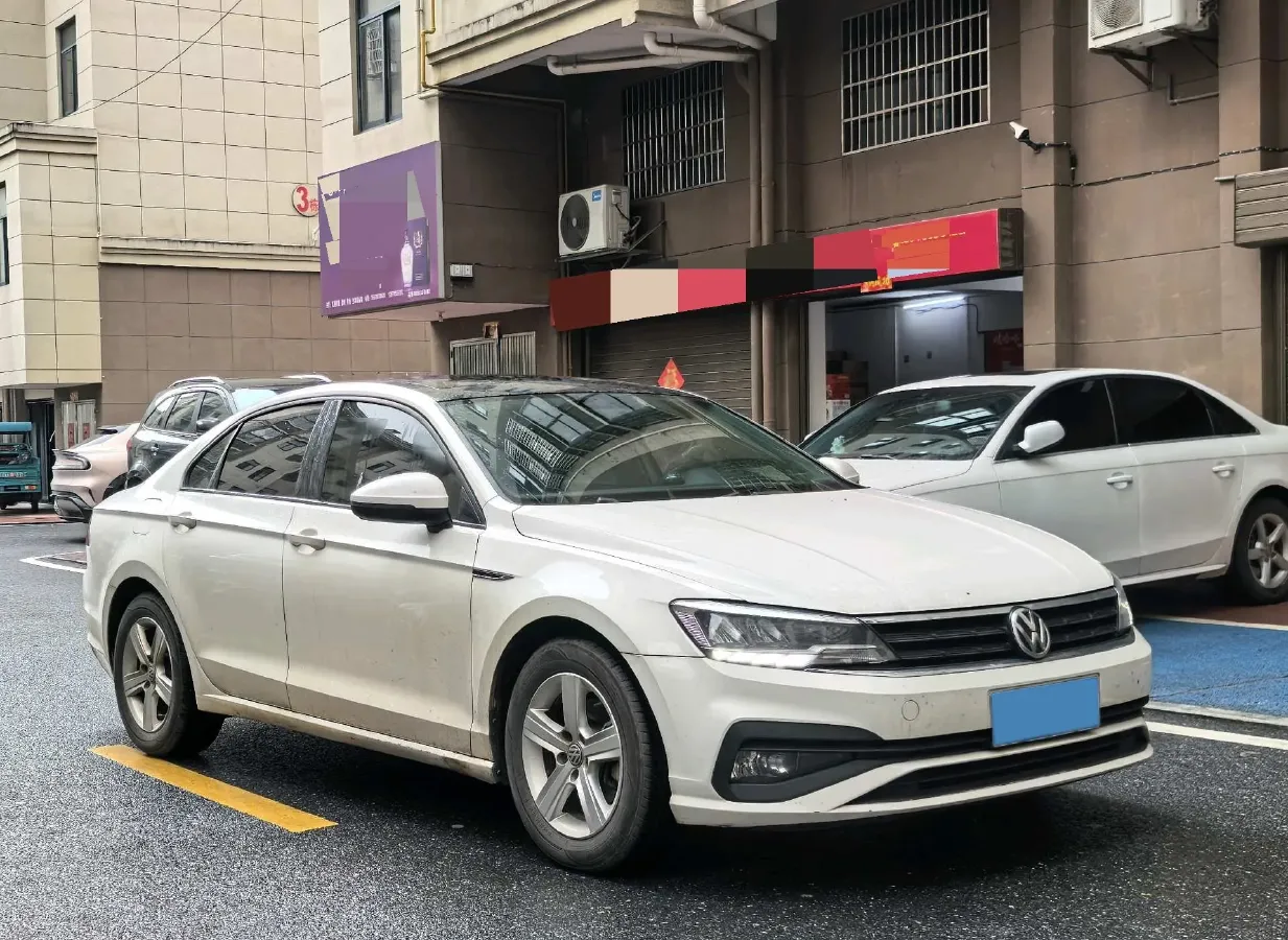 2019 Volkswagen T-Cross 1.4T 150HP L4 7DCT,autocango,china used car exporter,china ev exporter,chinese used car exporter,chinese used ev exporter