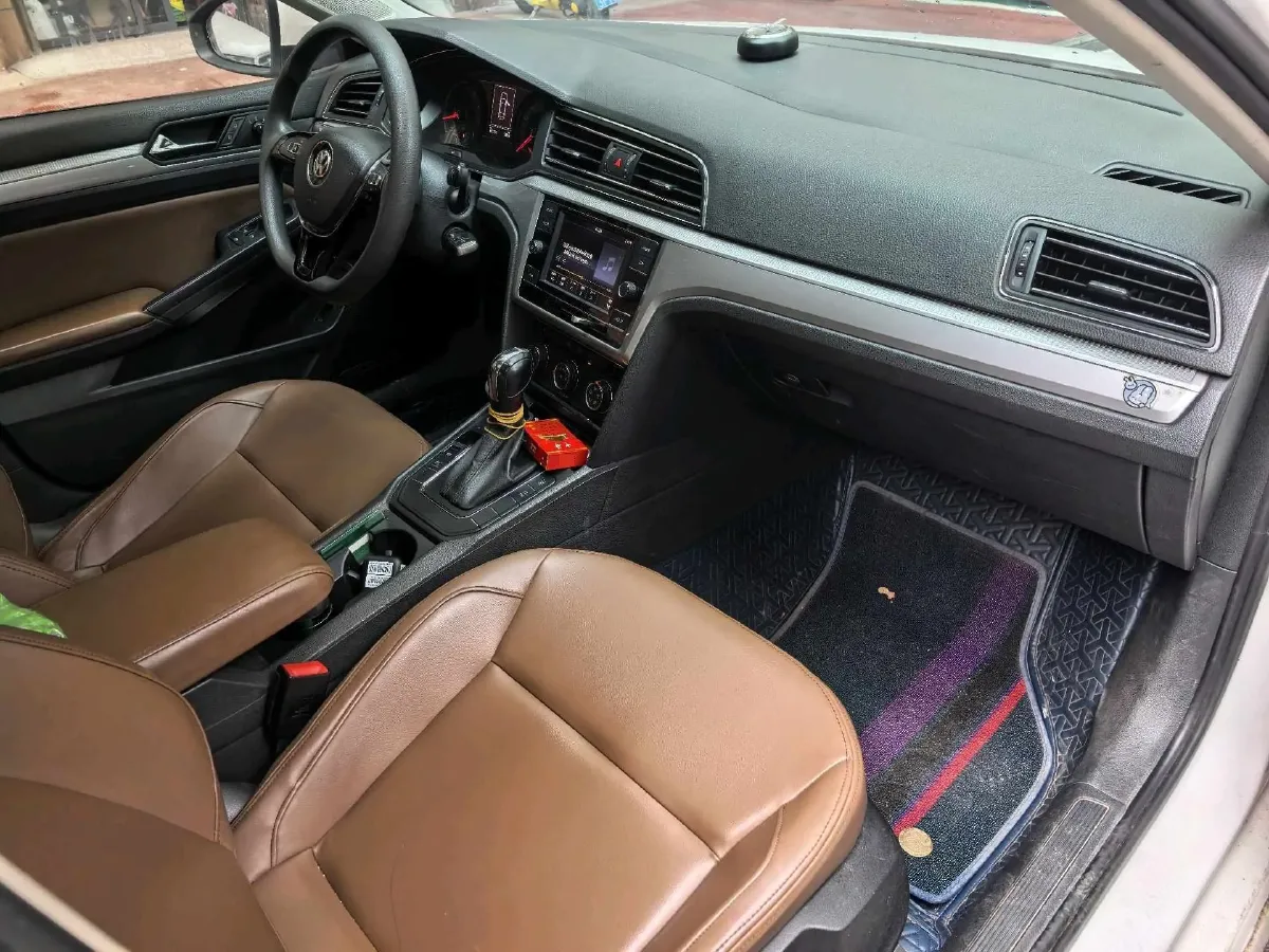 2019 Volkswagen T-Cross 1.4T 150HP L4 7DCT,autocango,china used car exporter,china ev exporter,chinese used car exporter,chinese used ev exporter