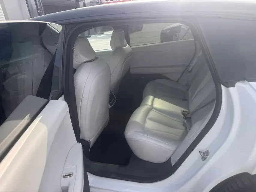 2024 Xpeng P7+ BEV 60.7KWH,autocango,china used car exporter,china ev exporter,chinese used car exporter,chinese used ev exporter