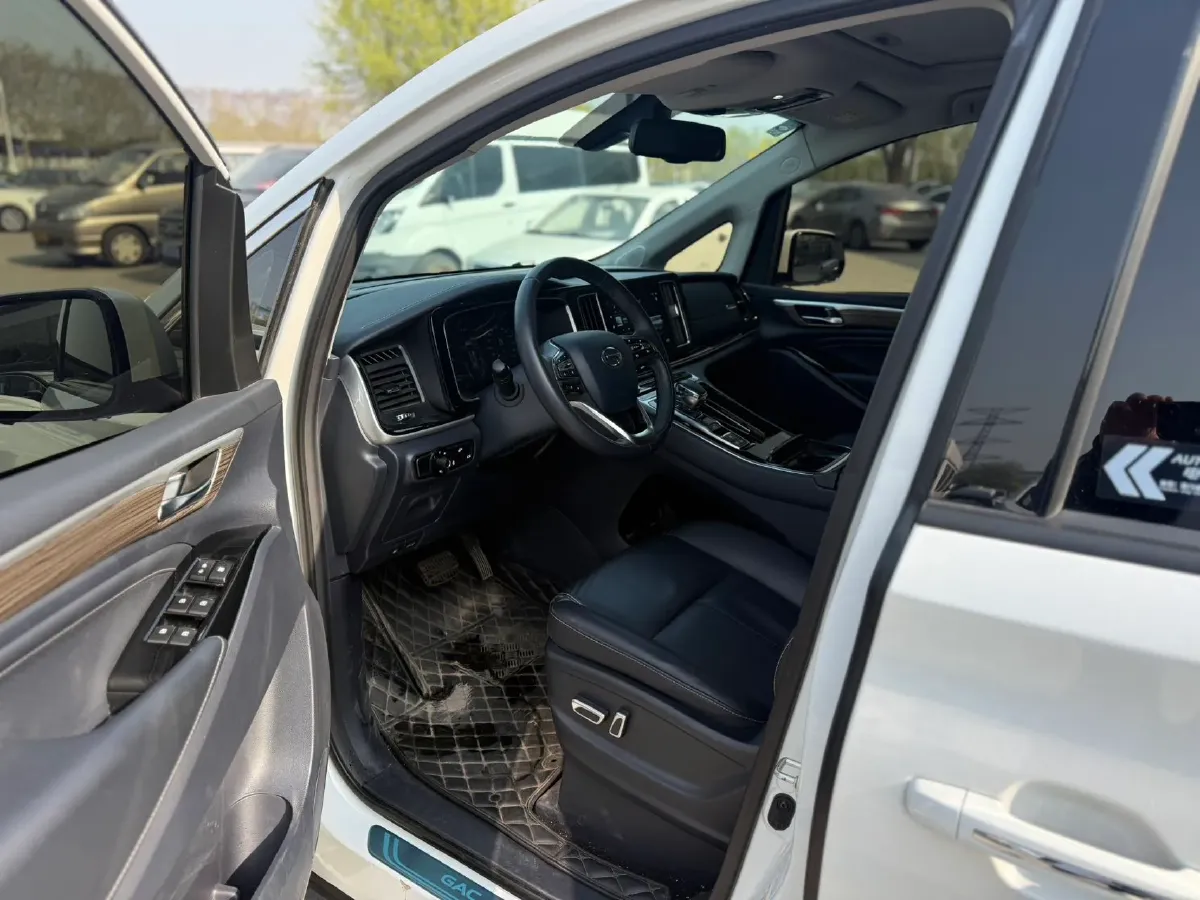 2023 GAC Trumpchi M8 2.0T 252HP L4 8AT,autocango,china used car exporter,china ev exporter,chinese used car exporter,chinese used ev exporter