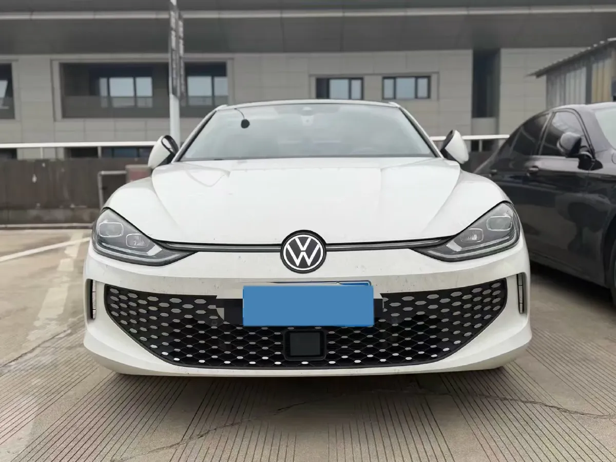 2023 Volkswagen Lamando 1.4T 150HP L4 7DCT,autocango,china used car exporter,china ev exporter,chinese used car exporter,chinese used ev exporter