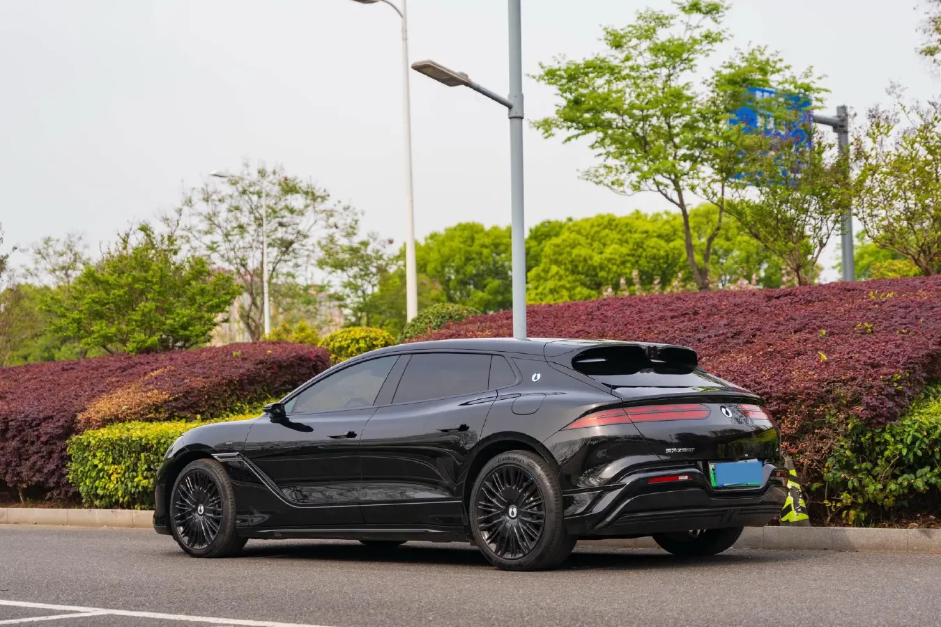 2024 Denza DenzaZ9GT 2.0T 207HP L4 E-CVT PHEV 38.5KWH,autocango,china used car exporter,china ev exporter,chinese used car exporter,chinese used ev exporter