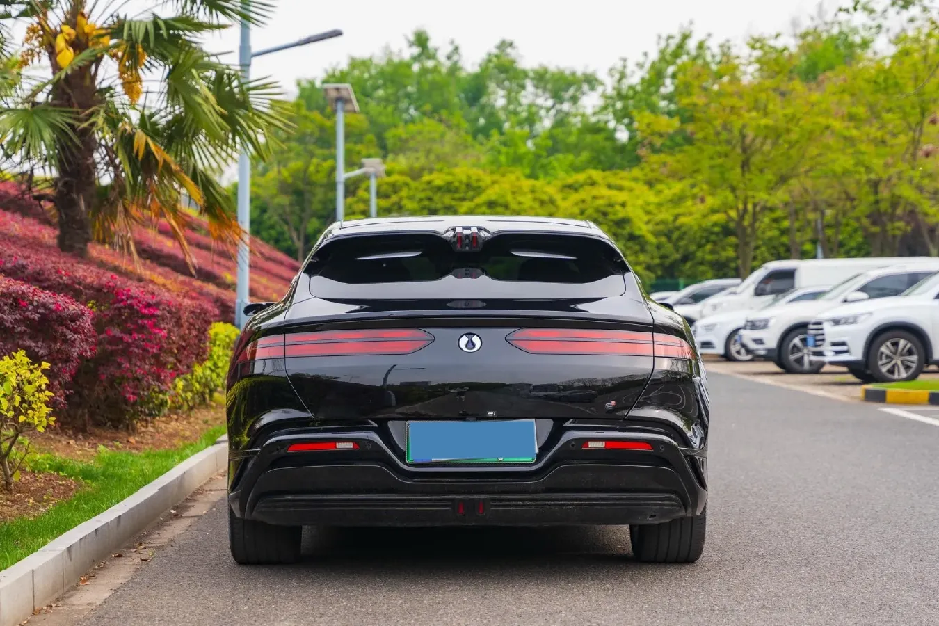 2024 Denza DenzaZ9GT 2.0T 207HP L4 E-CVT PHEV 38.5KWH,autocango,china used car exporter,china ev exporter,chinese used car exporter,chinese used ev exporter