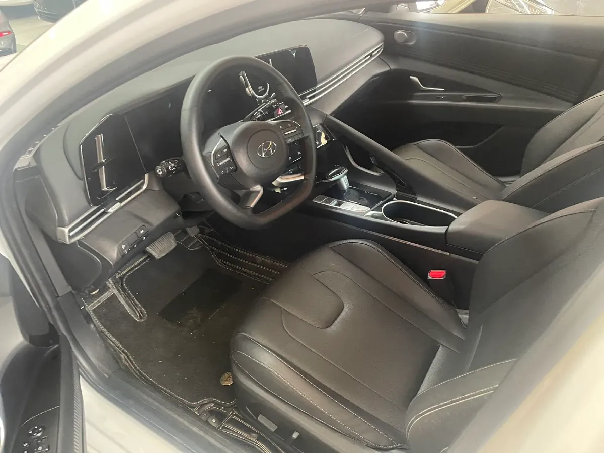 2023 Hyundai Elantra 1.5L 115HP L4 CVT,autocango,china used car exporter,china ev exporter,chinese used car exporter,chinese used ev exporter