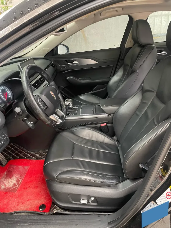 2020 HongQi H5 1.8T 197HP L4 6AT,autocango,china used car exporter,china ev exporter,chinese used car exporter,chinese used ev exporter