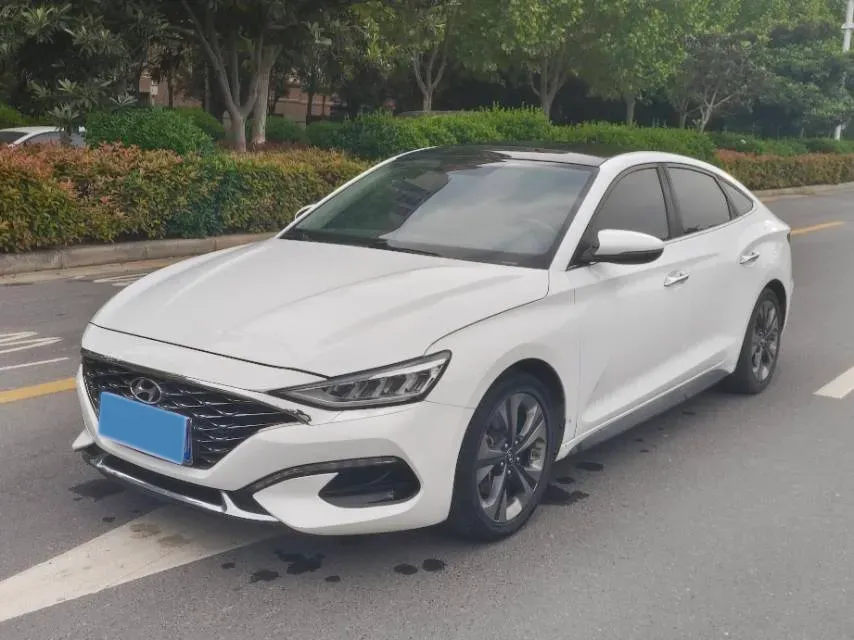 2019 Hyundai La Festa 1.6T 204HP L4 7DCT,autocango,china used car exporter,china ev exporter,chinese used car exporter,chinese used ev exporter