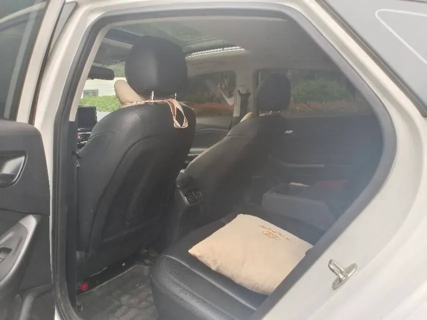 2019 Hyundai La Festa 1.6T 204HP L4 7DCT,autocango,china used car exporter,china ev exporter,chinese used car exporter,chinese used ev exporter