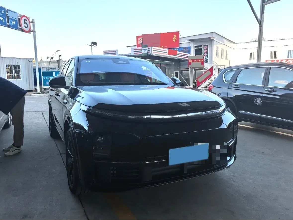 2023 Li L7 Range Extended 154HP REEV 40.9KWH,autocango,china used car exporter,china ev exporter,chinese used car exporter,chinese used ev exporter