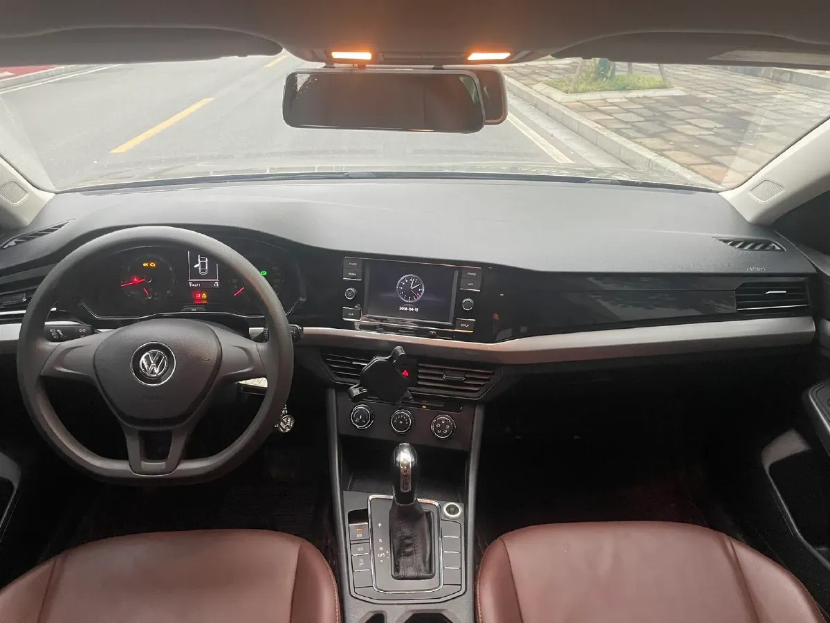 2019 Bestune T77 1.2T 143HP L4 7DCT,autocango,china used car exporter,china ev exporter,chinese used car exporter,chinese used ev exporter