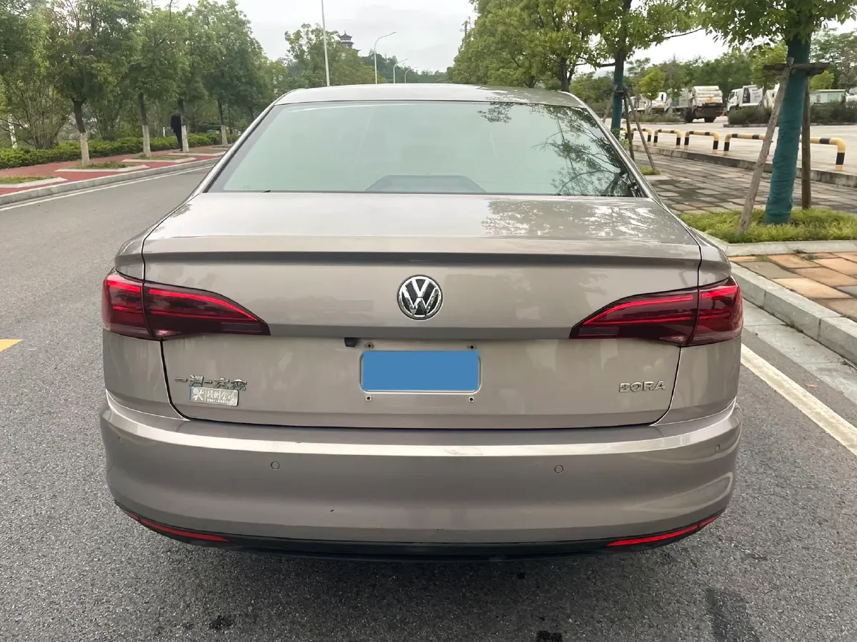 2019 Bestune T77 1.2T 143HP L4 7DCT,autocango,china used car exporter,china ev exporter,chinese used car exporter,chinese used ev exporter