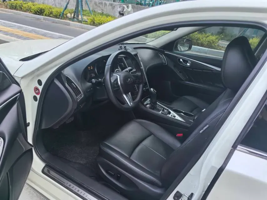 2022 Infiniti Q50L 2.0T 211HP L4 7AT,autocango,china used car exporter,china ev exporter,chinese used car exporter,chinese used ev exporter