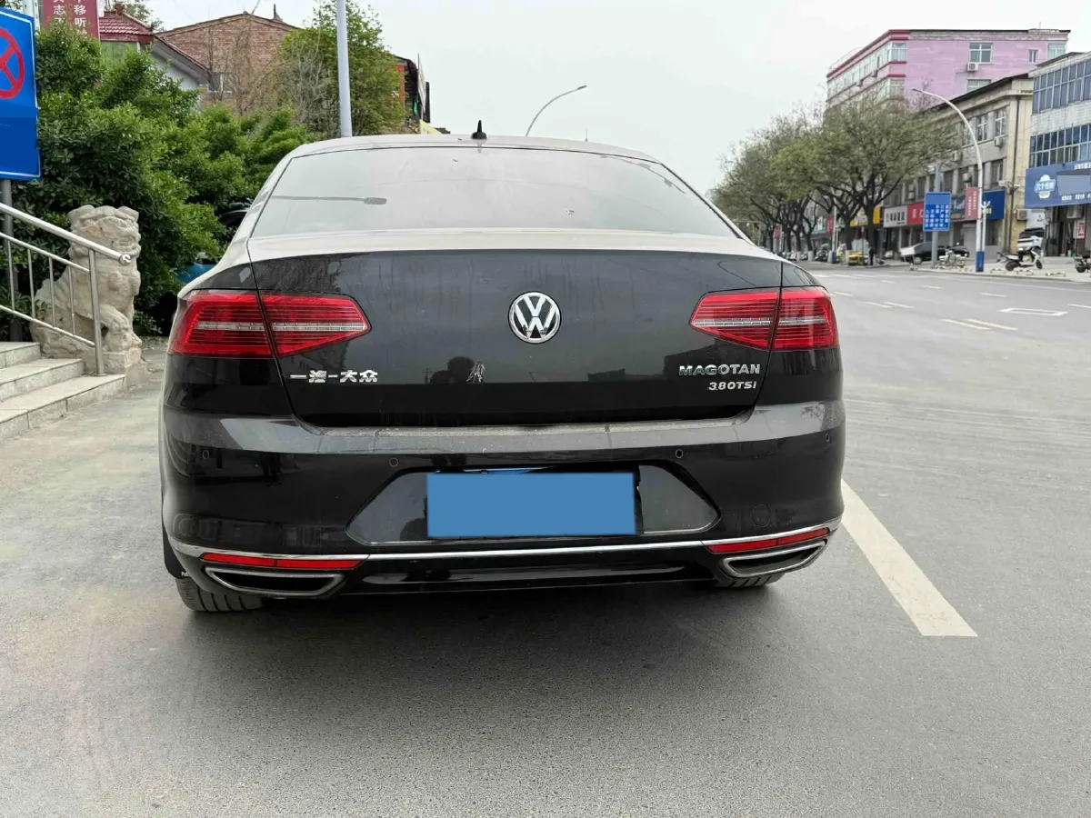 2018 Volkswagen Magotan 1.8T 180HP L4 7DCT,autocango,china used car exporter,china ev exporter,chinese used car exporter,chinese used ev exporter