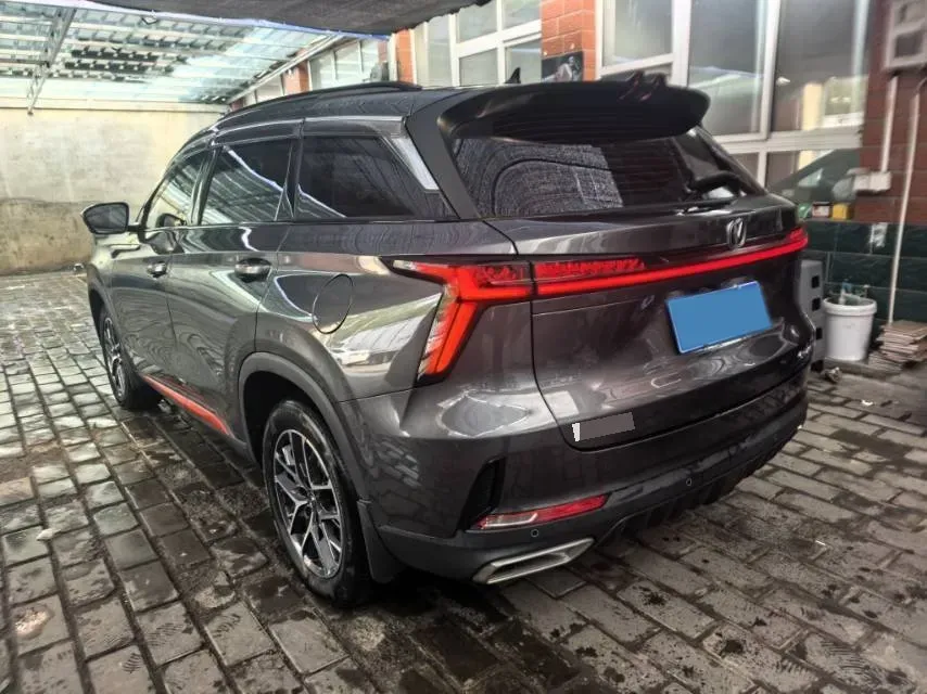 2022 ChangAn CS75 Plus 1.5T 178HP L4 6AT,autocango,china used car exporter,china ev exporter,chinese used car exporter,chinese used ev exporter