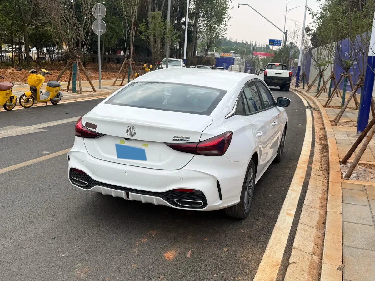 2025 MG 5 1.5L 129HP L4 CVT,autocango,china used car exporter,china ev exporter,chinese used car exporter,chinese used ev exporter