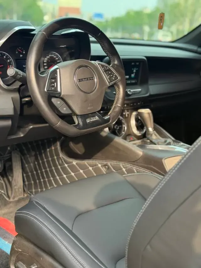 2016 Saleen Comaro 6.2L 450HP V8 6AT,autocango,china used car exporter,china ev exporter,chinese used car exporter,chinese used ev exporter