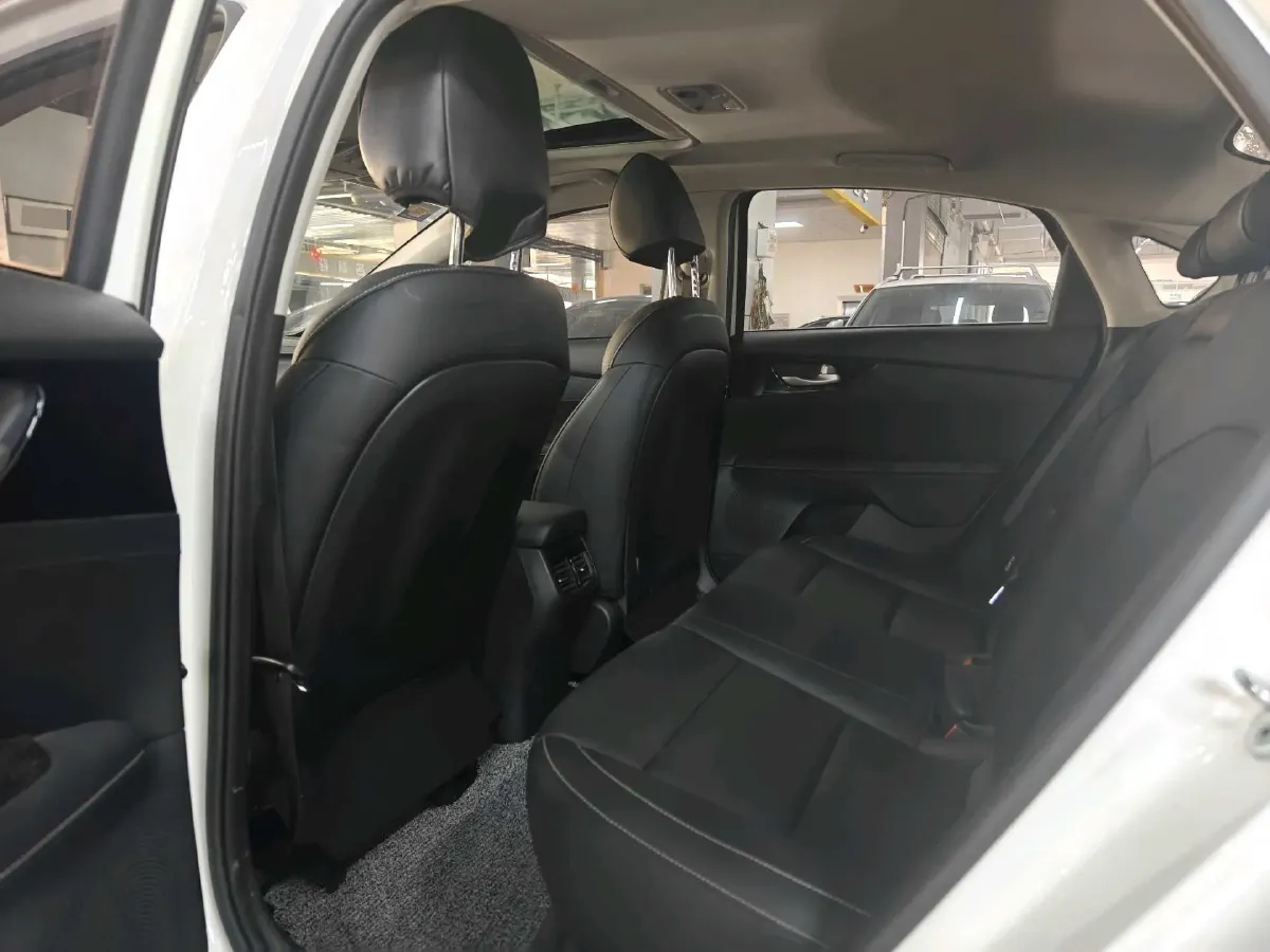 2021 Kia K3 1.5L 115HP L4 CVT,autocango,china used car exporter,china ev exporter,chinese used car exporter,chinese used ev exporter